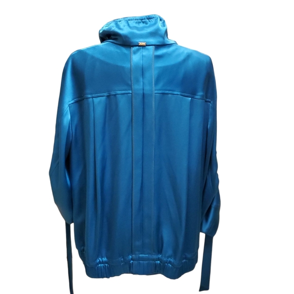 St. John Blue Blazer with Satin Finish - Picture 10 of 10